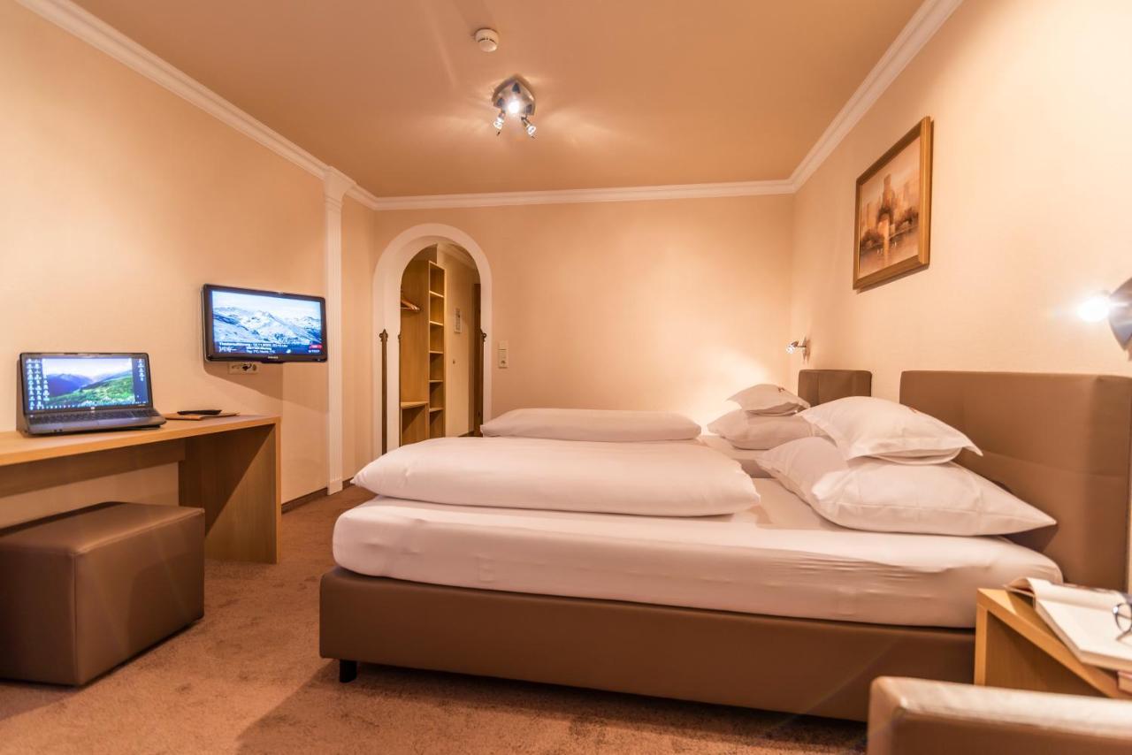 אישגל Hotel Garni Apart Tina מראה חיצוני תמונה