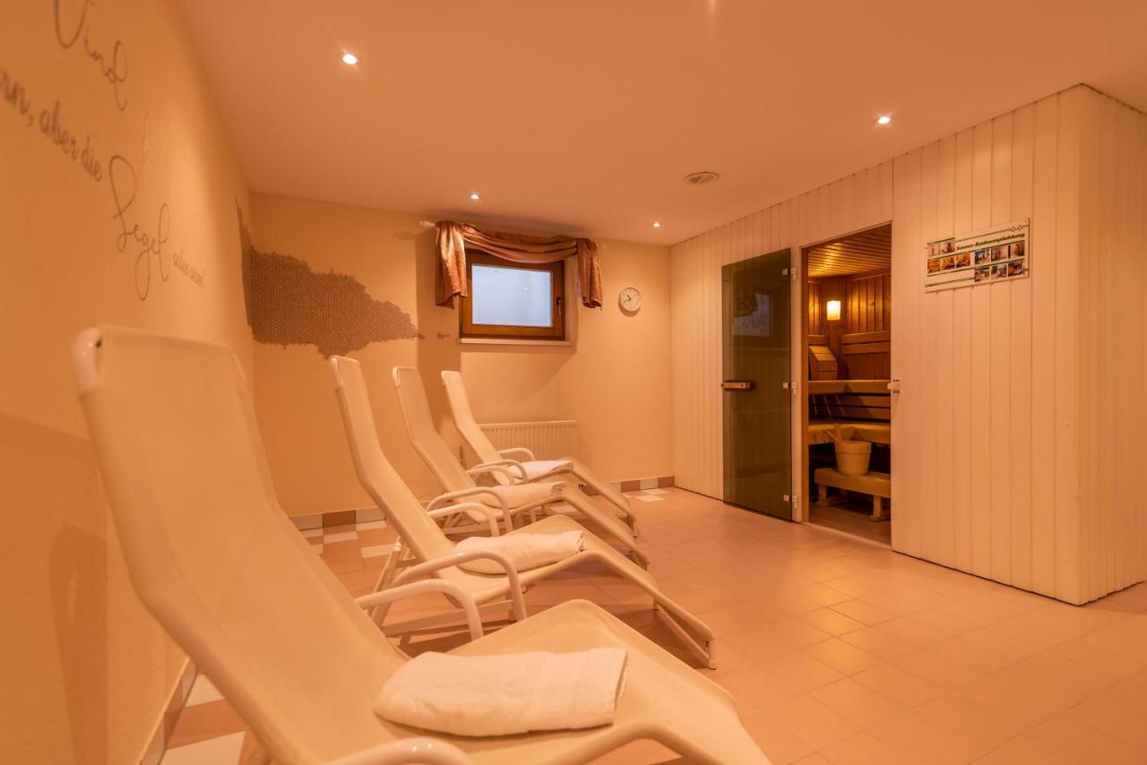 אישגל Hotel Garni Apart Tina מראה חיצוני תמונה